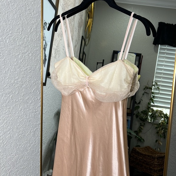B.Fleurs Hopeless Romantic Tulle Bow Soft Peach Satin Maxi - Picture 4 of 7